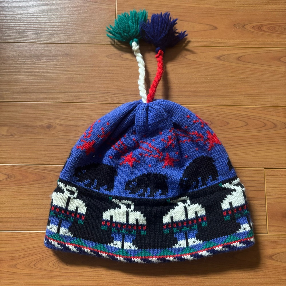 Vintage Wool Ski Hat Mountain Ladies and Ewe